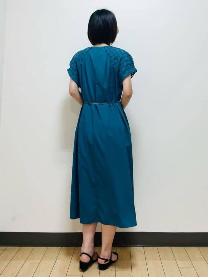 Riiさんの「Reflect｜カットワークレーススリーブワンピース」を使ったコーディネート