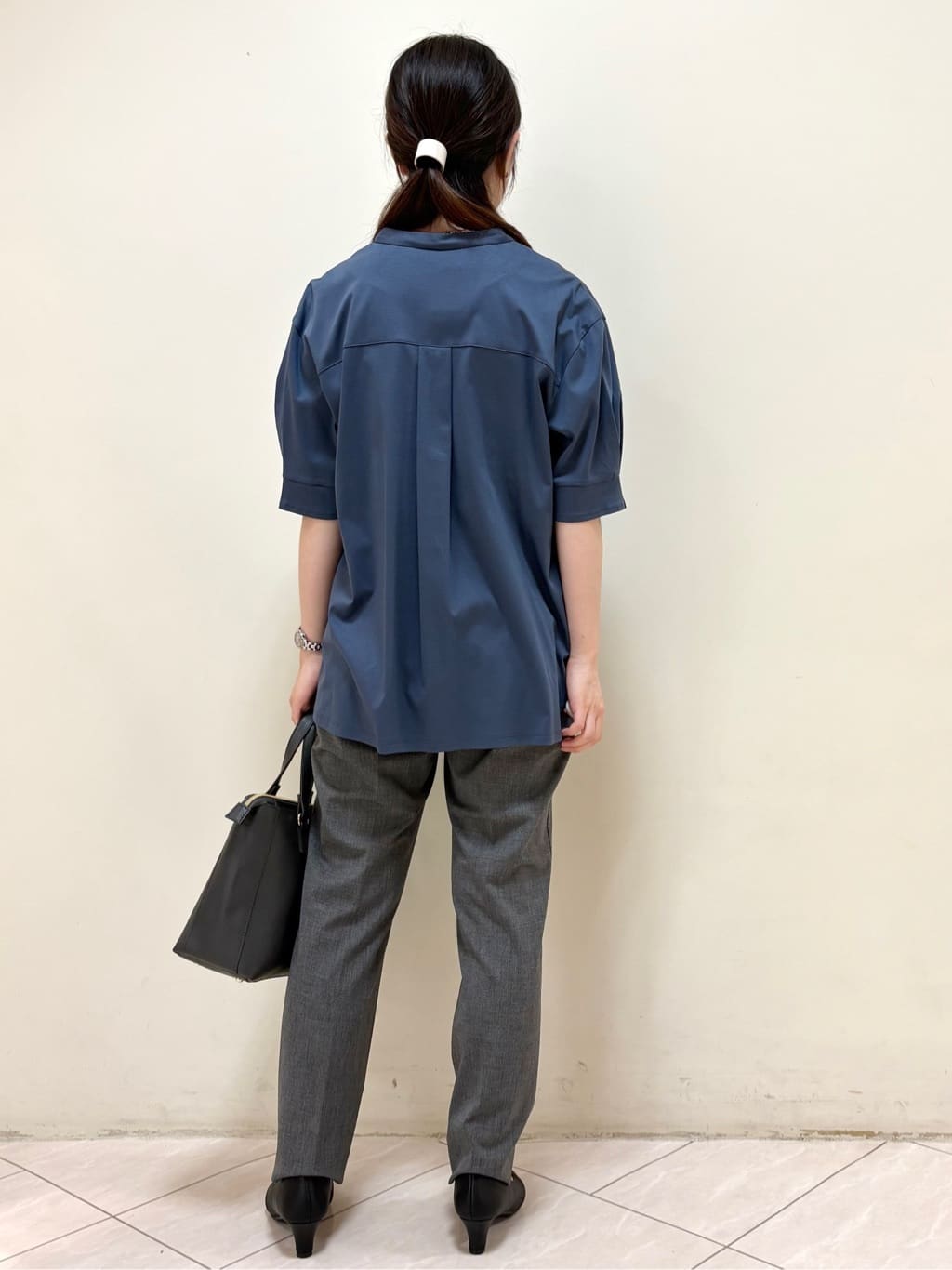 mikiさんの「Reflect｜【私のパンツ／手洗い可】ベーシックテーパードパンツ」を使ったコーディネート