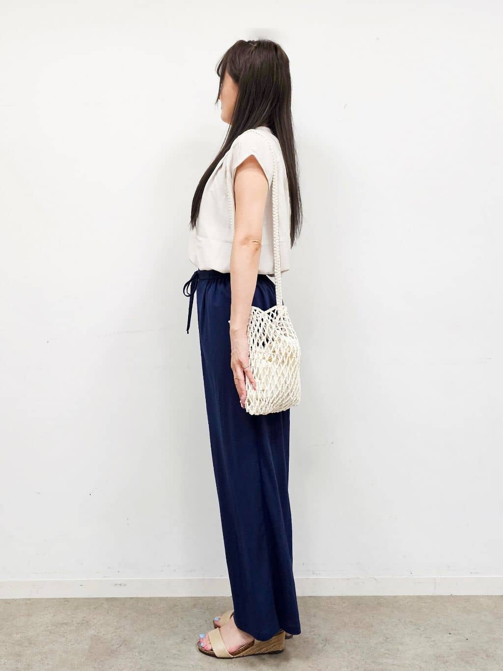 ゆゆさんの「SHOO･LA･RUE｜【S-LL/洗濯後しわになりにくい】上品にきれい見え スラブギャザーブラウス」を使ったコーディネート