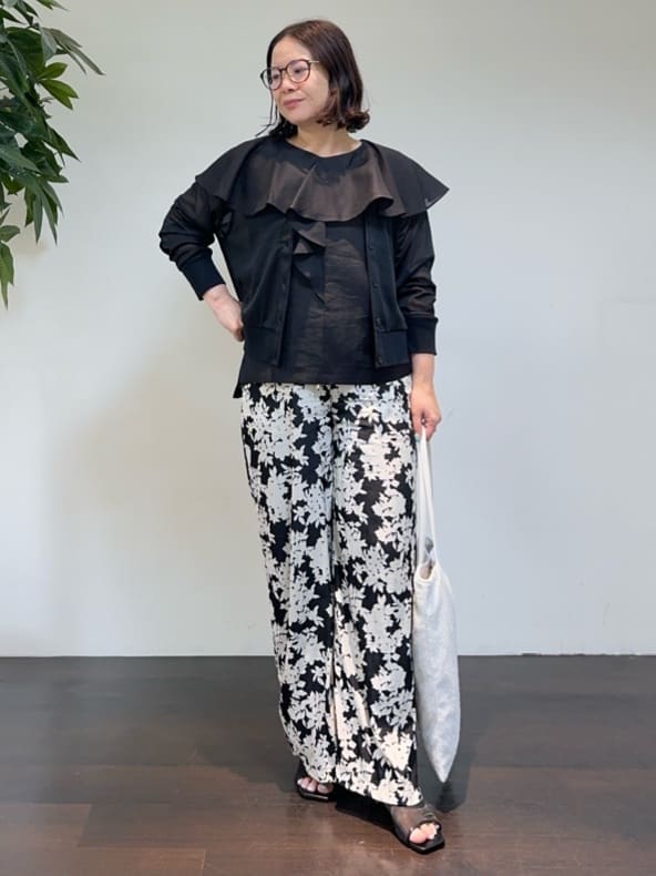 Asamiさんの「UNTITLED｜【きれいめ/洗える/フリル】ラッフルシアーブラウス」を使ったコーディネート