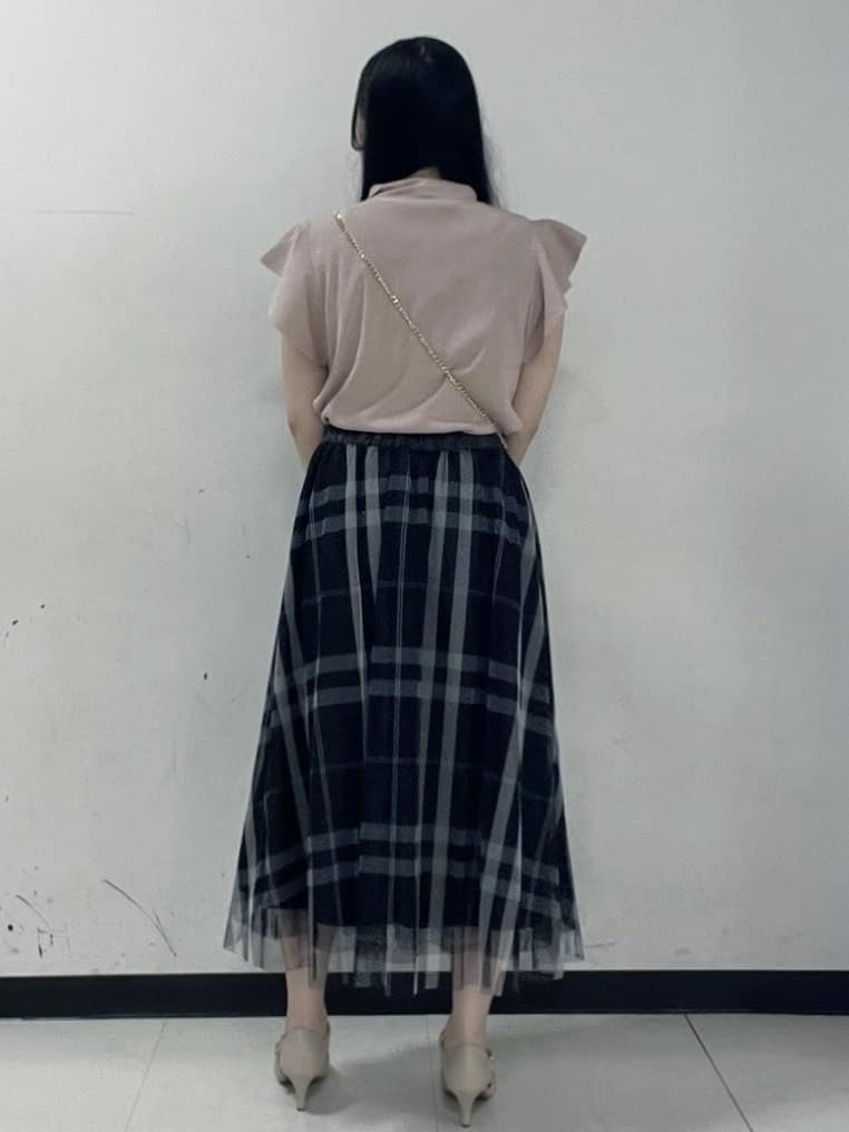 Hitomiさんの「index｜フレアスリーブボウタイニット【洗濯機洗い可／接触冷感／抗ピル】」を使ったコーディネート