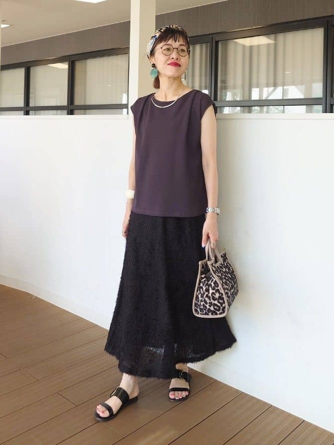 MUTSUKOさんの「UNTITLED｜【ジャージ素材】インナードッキングシアーカットソー」を使ったコーディネート