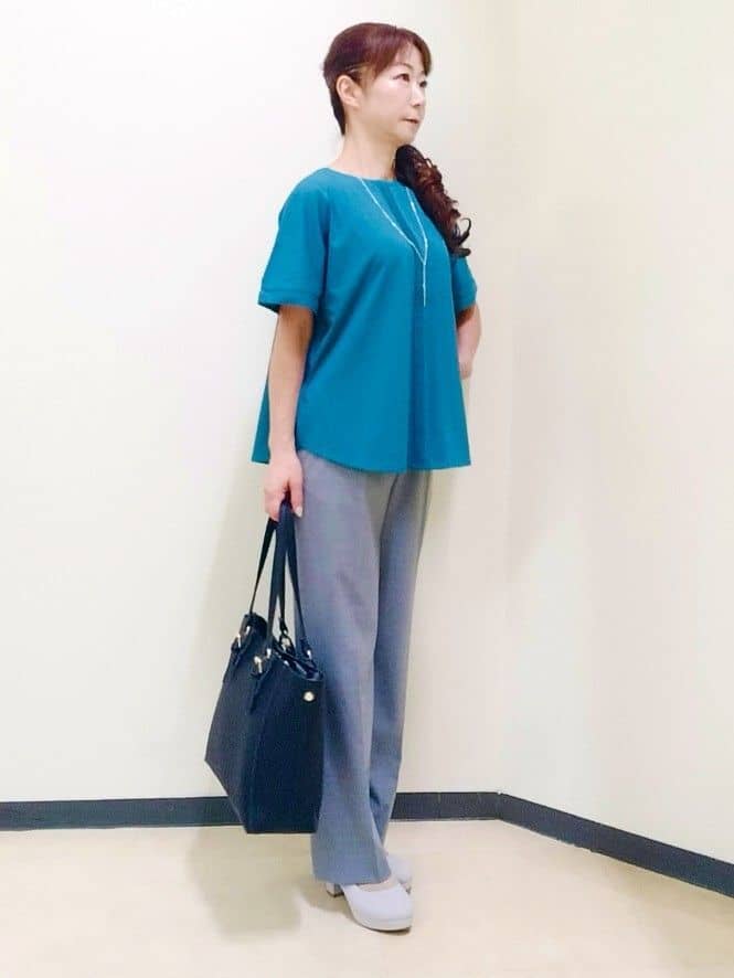 花さんの「Reflect｜【前後で着られる2WAY◎】プルオーバージャージ」を使ったコーディネート