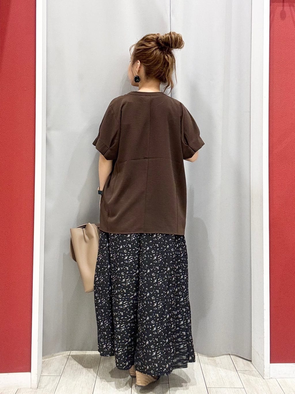 shioさんの「SHOO･LA･RUE｜【UV/さらさらタッチ】女性らしさ漂う 5分袖ボレロカーディガン」を使ったコーディネート