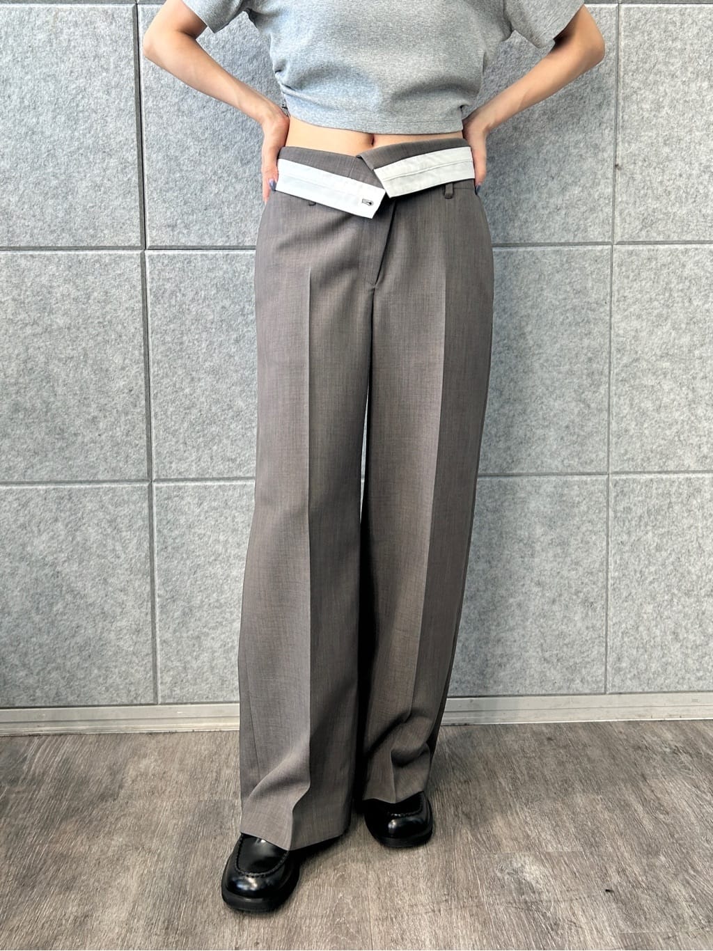 harunaさんの「CODE A｜drawstring crop tee」を使ったコーディネート
