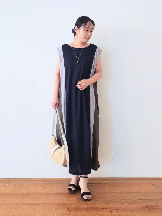 くまさんの「SHOO･LA･RUE｜【S-LL/ひんやり/UV】手の甲まで隠れる トッパーカーディガン」を使ったコーディネート