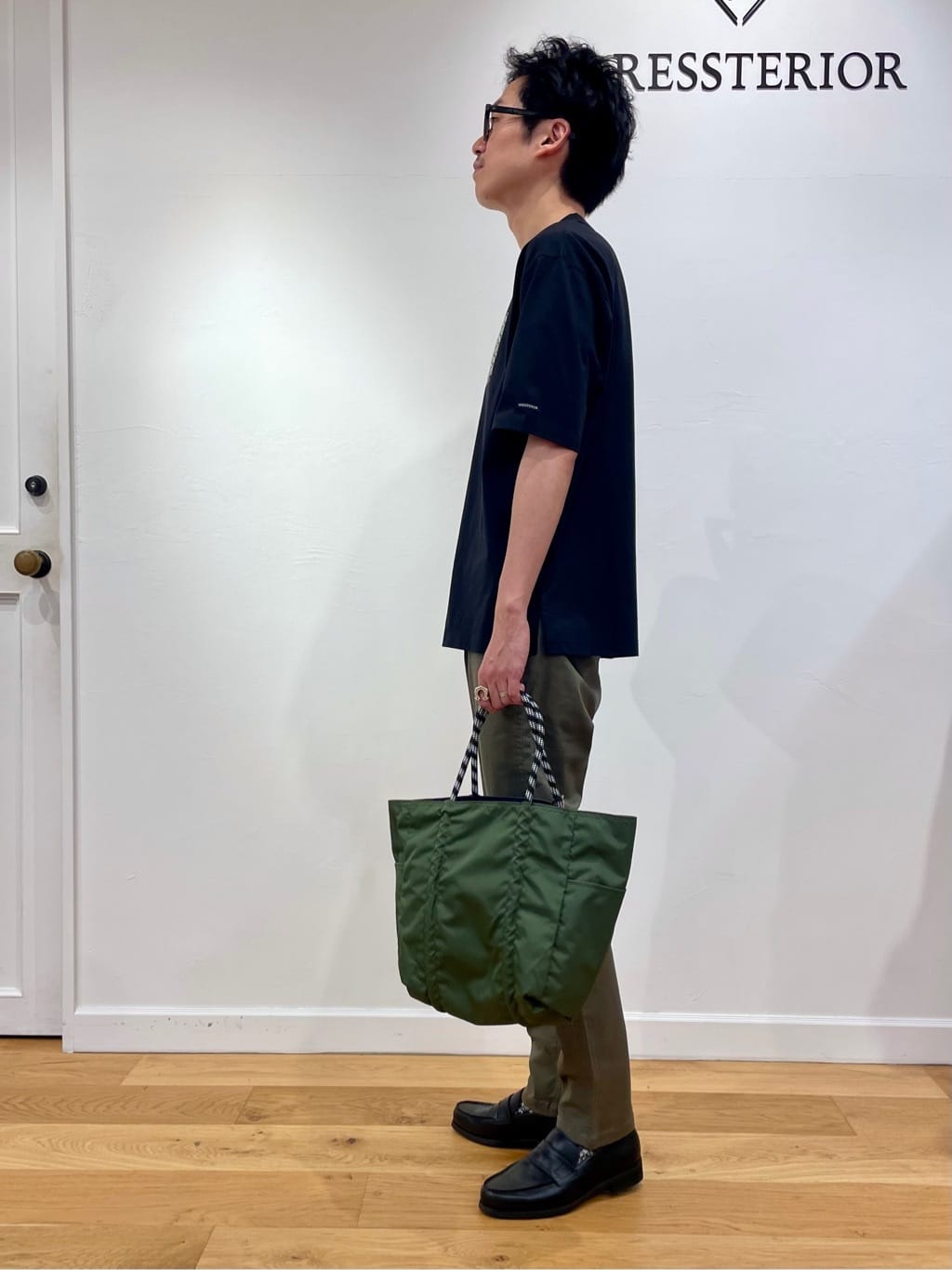 蒲谷祐太さんの「DRESSTERIOR｜【撥水加工/Safari5月号掲載】ローファー」を使ったコーディネート