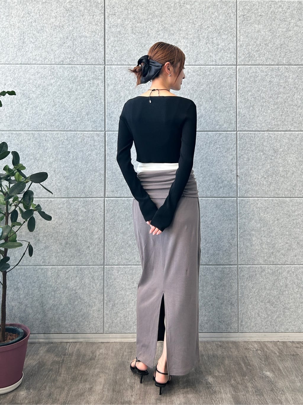 harunaさんの「CODE A｜drawstring skirt dress」を使ったコーディネート