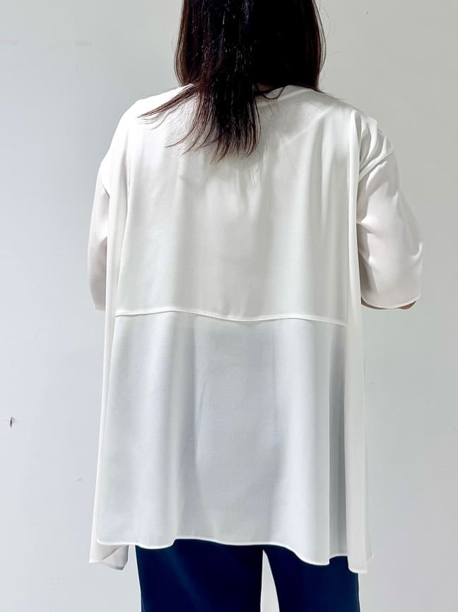 そんさんの「INDIVI｜【バックシャン】デザインTブラウス」を使ったコーディネート