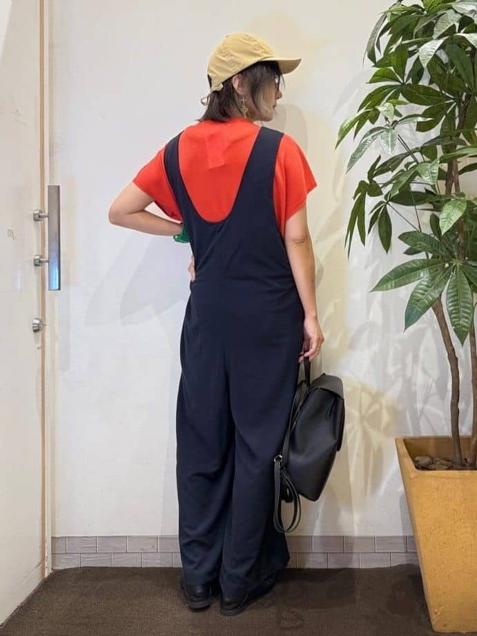 misakiさんの「SHOO･LA･RUE｜【前後2WAY/洗える】さらっと着られるサロペット」を使ったコーディネート