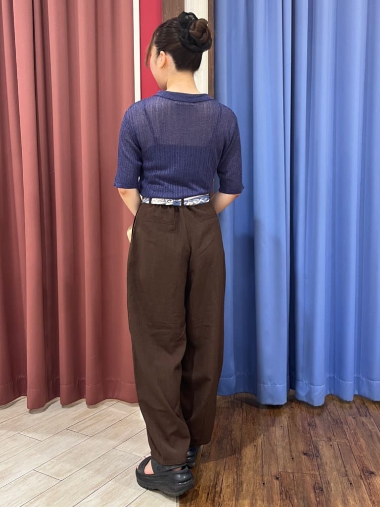 CHiさんの「SHOO･LA･RUE｜【洗える/S-LL】大人のシアー感 キラキラ リブニット」を使ったコーディネート