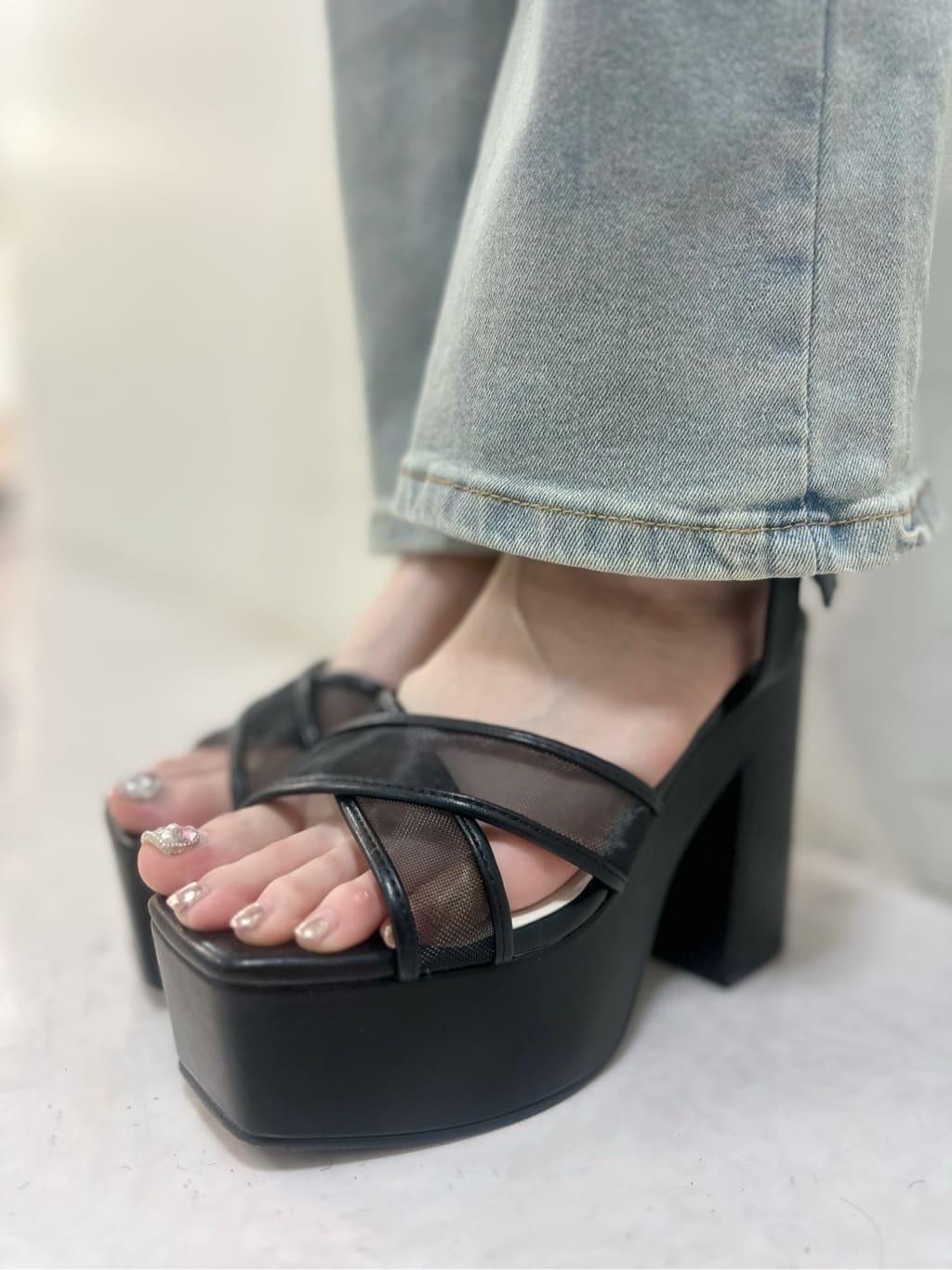 ayakaさんの「ESPERANZA｜ラク盛り厚底サンダルⅢ」を使ったコーディネート