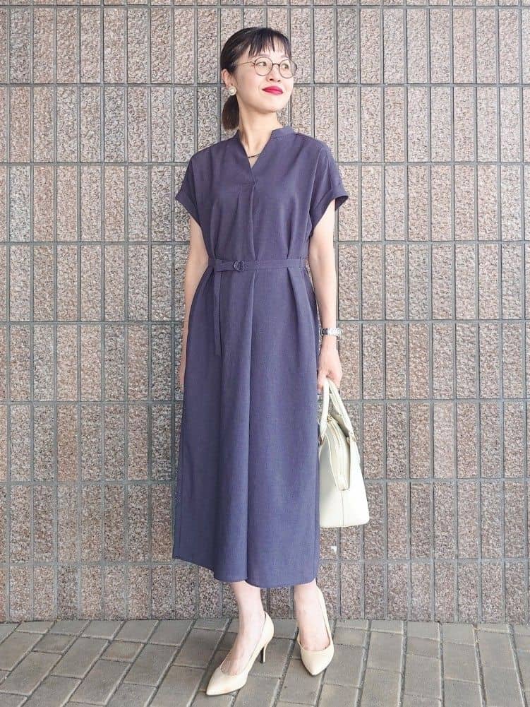 MUTSUKOさんの「UNTITLED｜【UV/はっ水】リラククールワンピース」を使ったコーディネート