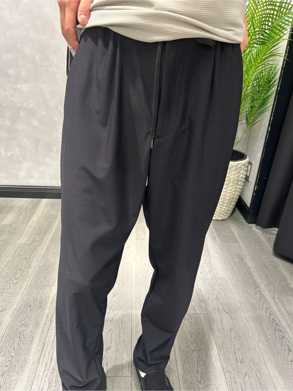 ruiさんの「TAKEO KIKUCHI｜【COOL CITY WEAR】エアートール パンツ /接触冷感・通気性」を使ったコーディネート