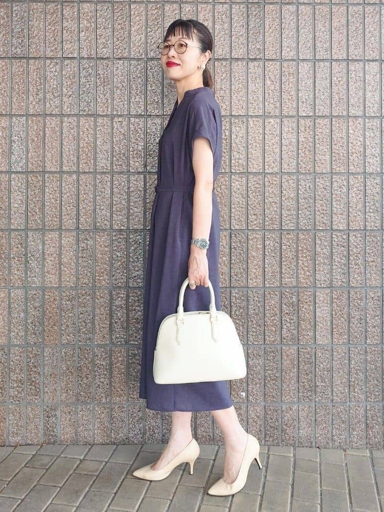 MUTSUKOさんの「UNTITLED｜【UV/はっ水】リラククールワンピース」を使ったコーディネート