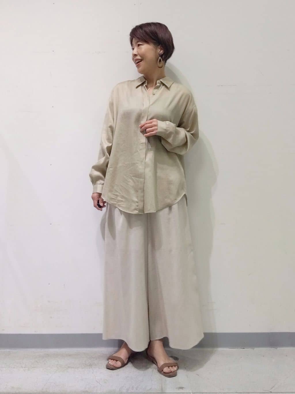 Kさんの「INDIVI｜【着る日傘／遮熱／UVケア】ワイドパンツ」を使ったコーディネート