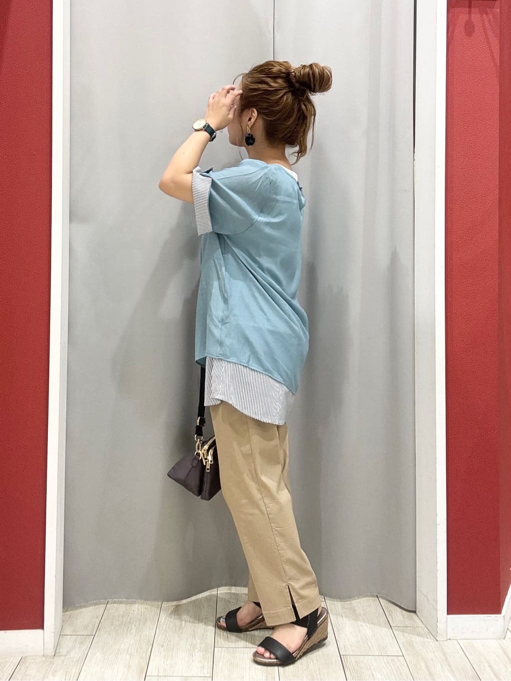 shioさんの「SHOO･LA･RUE｜【S-LL/ひんやり】きれいめにもカジュアルにも サブリナパンツ」を使ったコーディネート