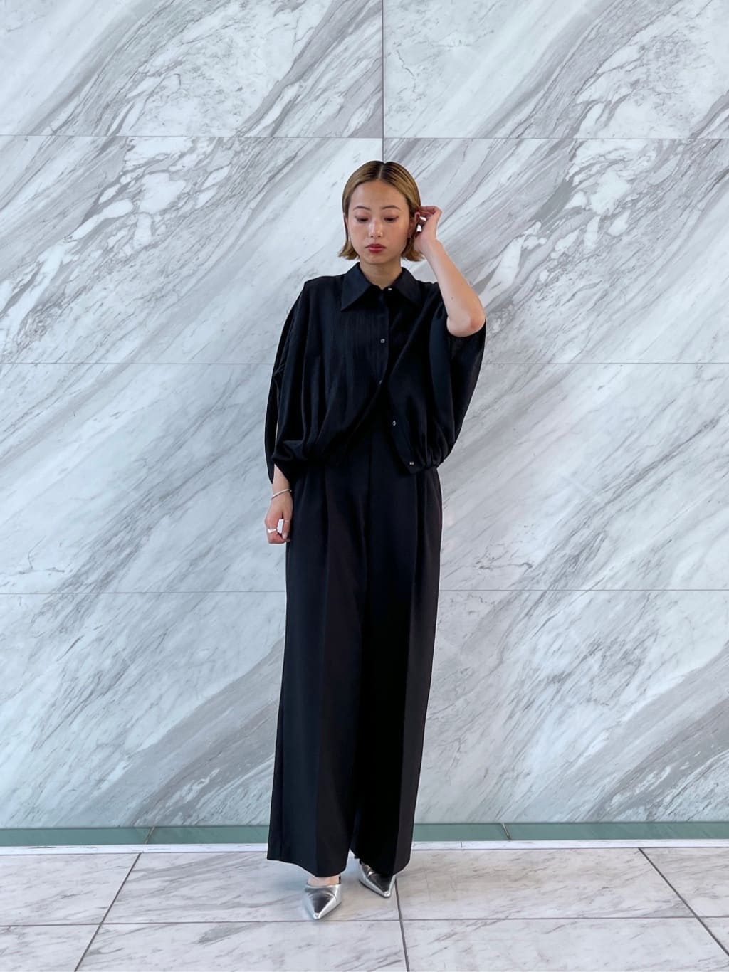 Harukaさんの「INDIVI｜バルーンフォルムブラウス」を使ったコーディネート