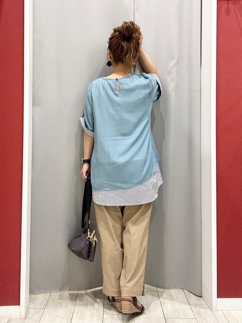 shioさんの「SHOO･LA･RUE｜【S-LL/ひんやり】きれいめにもカジュアルにも サブリナパンツ」を使ったコーディネート
