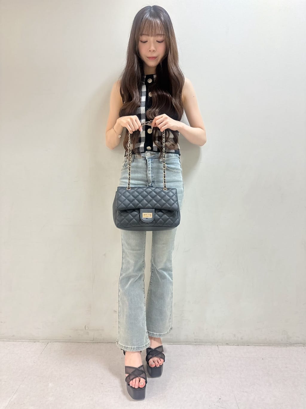 ayakaさんの「ESPERANZA｜ラク盛り厚底サンダルⅢ」を使ったコーディネート