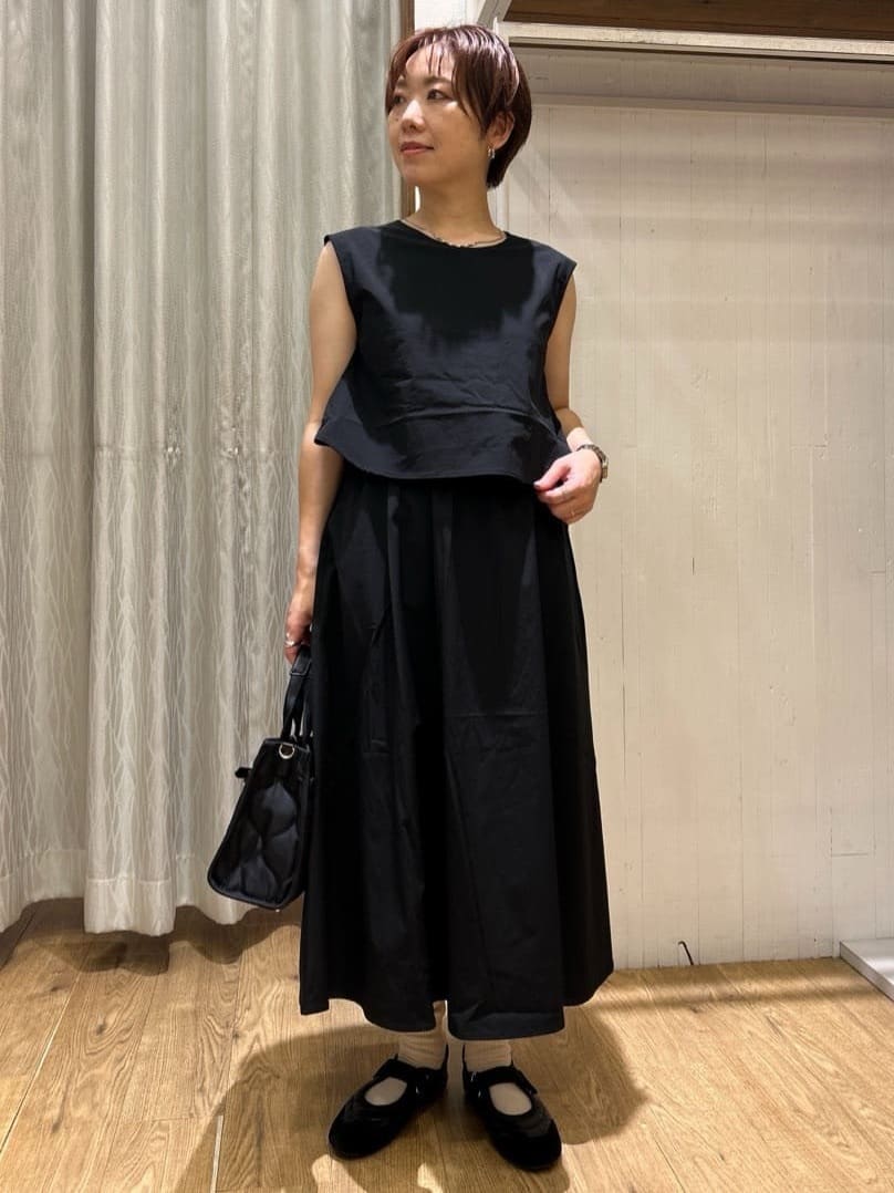 ga_riさんの「THE SHOP TK｜シアーフライスVカーデ」を使ったコーディネート