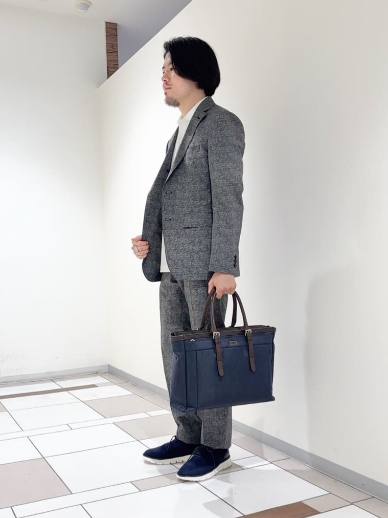 及川さんの「TAKEO KIKUCHI｜【抗菌防臭】COOL DOTS（R）ドビープリント ジャケット」を使ったコーディネート