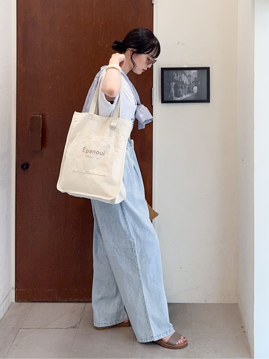 𝐇𝐢𝐫𝐨𝐦𝐢さんの「SHOO･LA･RUE｜暑い夏も軽やかに デニムイージーワイドパンツ」を使ったコーディネート