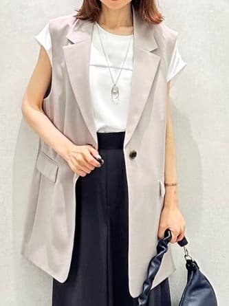Miwaさんの「UNTITLED｜リーベルラメベア天竺プルオーバファブリック」を使ったコーディネート