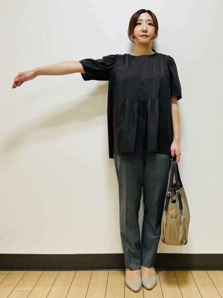 miiiさんの「Reflect｜【すっきり見え！長め丈】ピンタックデザインチュニックブラウス」を使ったコーディネート