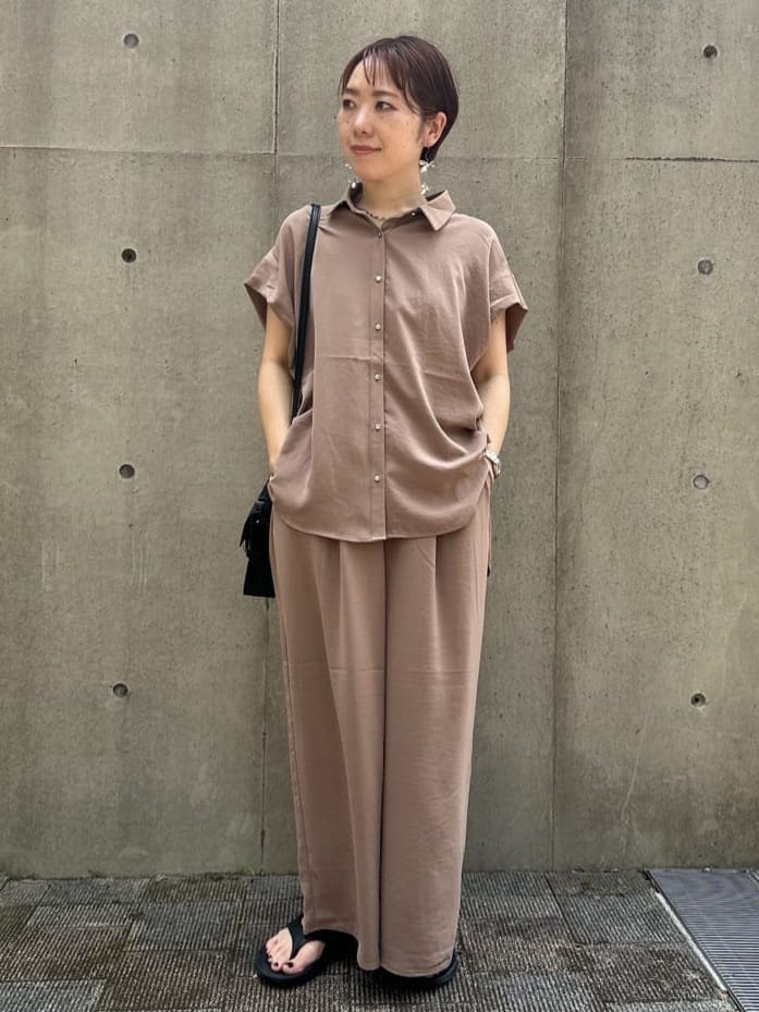 ga_riさんの「THE SHOP TK｜コットンライクブラウス【接触冷感/洗濯機OK/UV/セットアップ可】」を使ったコーディネート