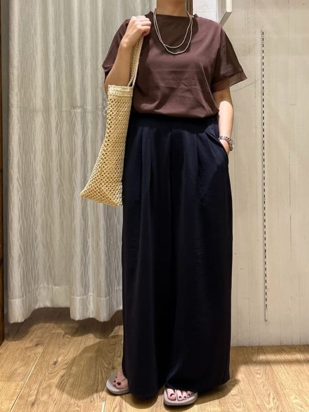 ga_riさんの「THE SHOP TK｜タックワイドパンツ【UV/洗濯機OK/セットUP可】」を使ったコーディネート