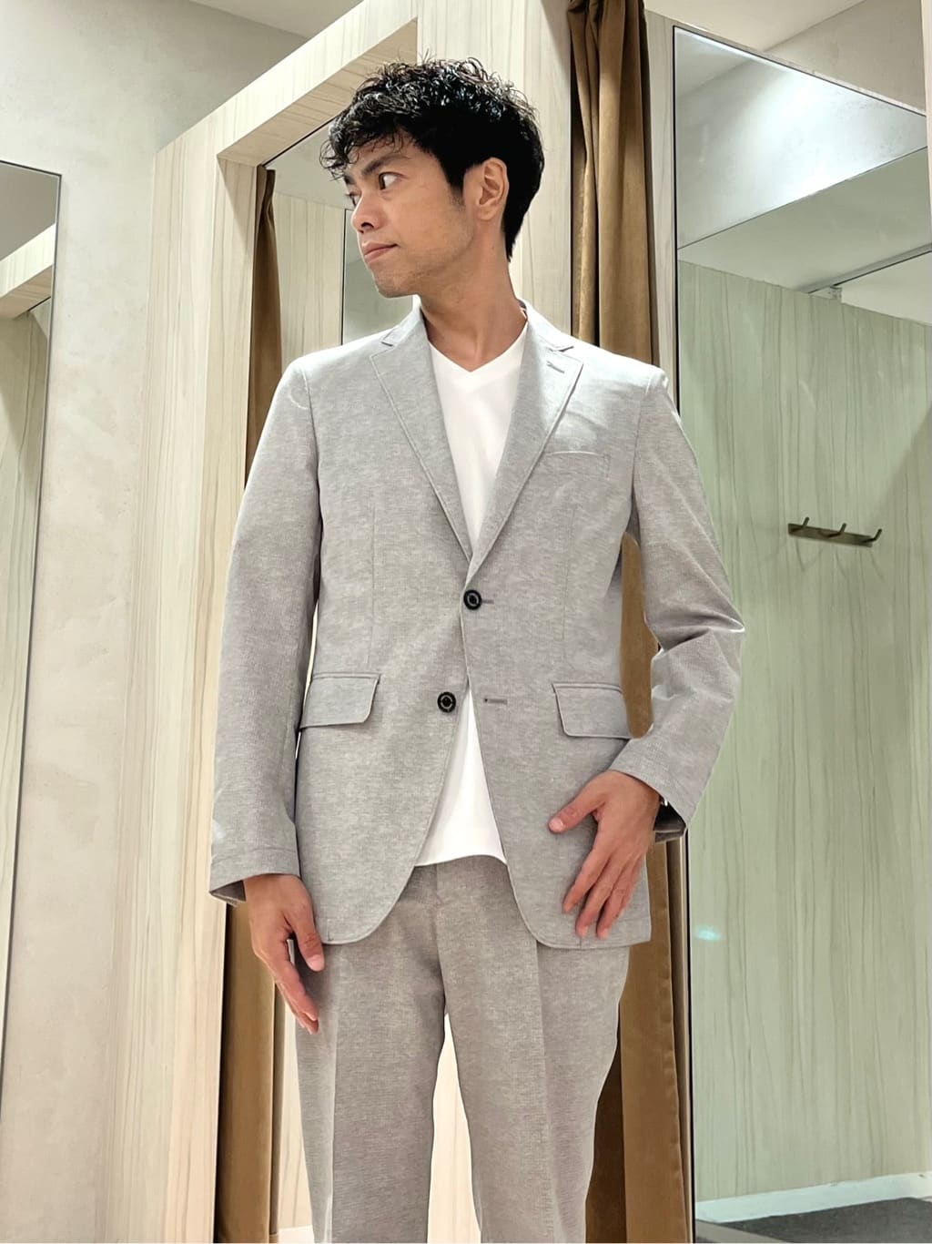 URAさんの「TAKEO KIKUCHI｜【抗菌防臭】COOL DOTS（R）ドビープリント ジャケット」を使ったコーディネート