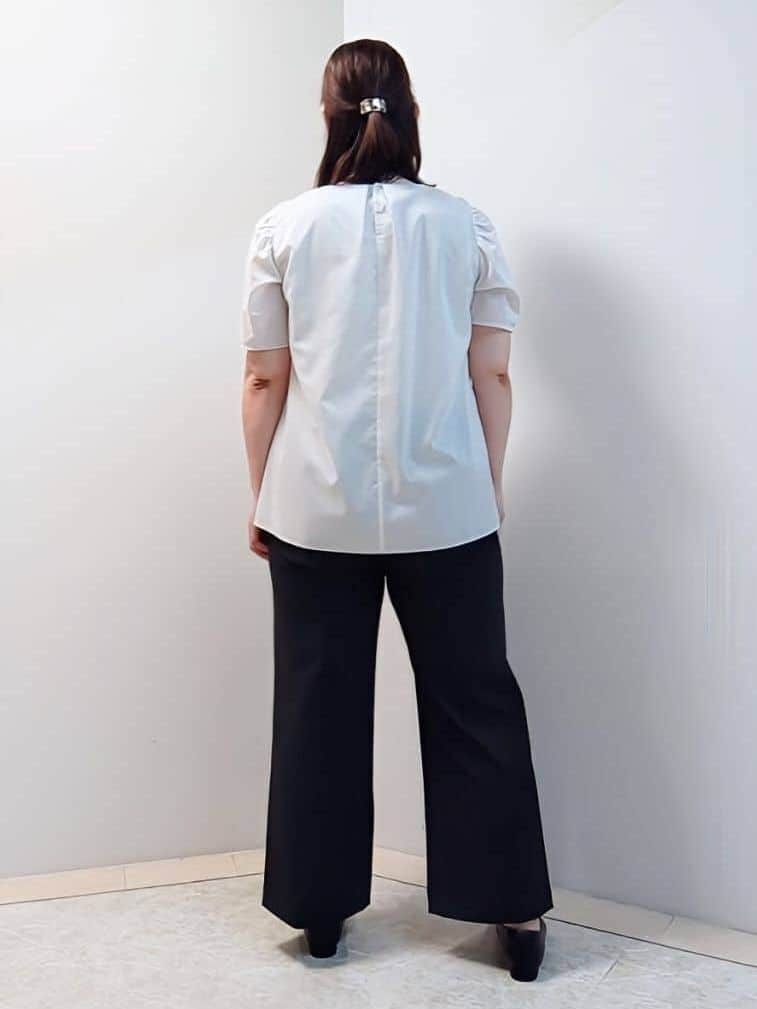 エリさんの「Reflect｜【接触冷感／マシンウォッシュ可／ウエスト総ゴム】ワイドシルエットパンツ」を使ったコーディネート