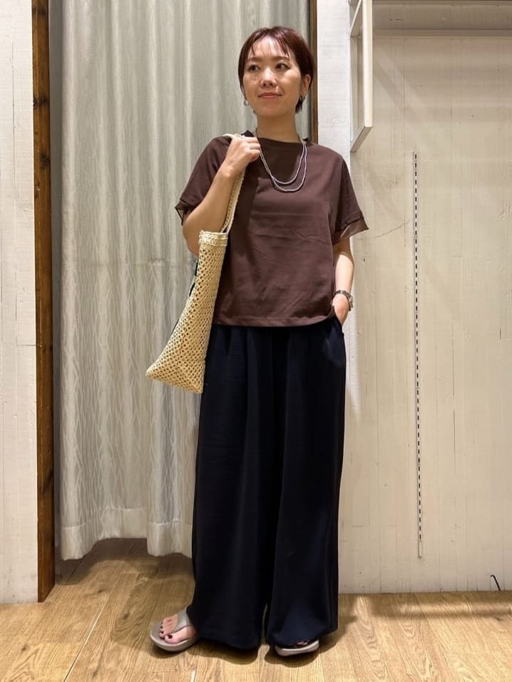 ga_riさんの「THE SHOP TK｜タックワイドパンツ【UV/洗濯機OK/セットUP可】」を使ったコーディネート