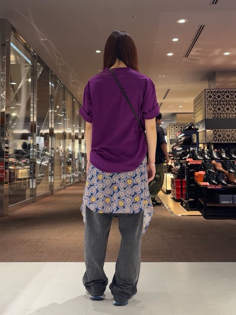 ウミさんの「TAKEO KIKUCHI｜【抗菌防臭／5サイズ展開】ハイゲージポンチ Tシャツ」を使ったコーディネート