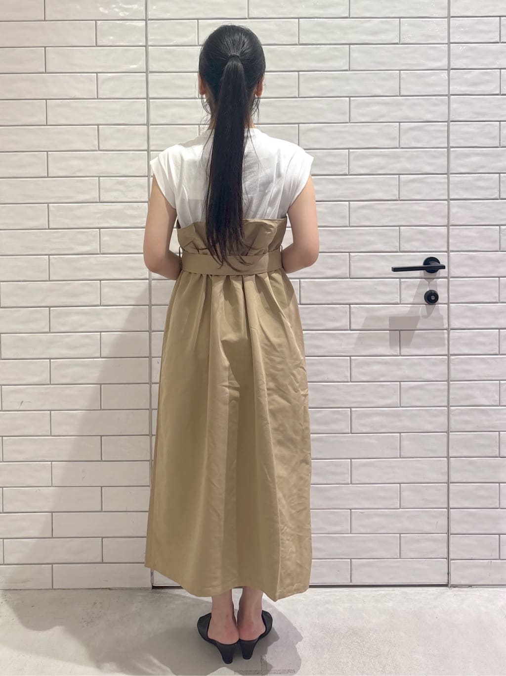ayumiさんの「OPAQUE.CLIP｜トレンチ風ベアドッキングワンピース【洗濯機洗い可】」を使ったコーディネート