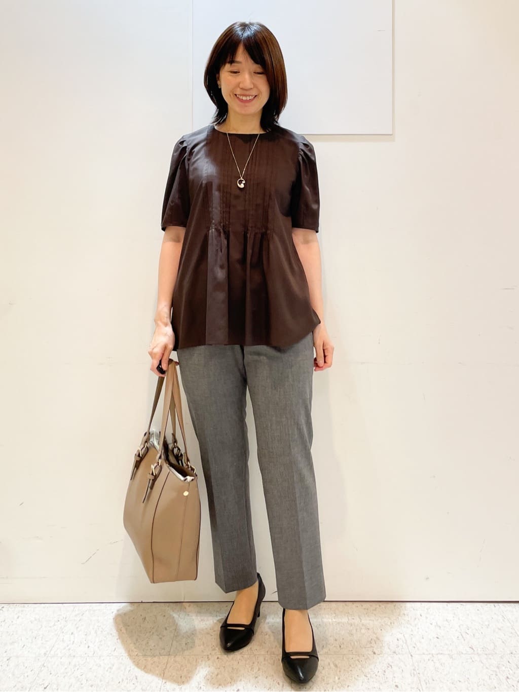 めいさんの「Reflect｜【すっきり見え！長め丈】ピンタックデザインチュニックブラウス」を使ったコーディネート