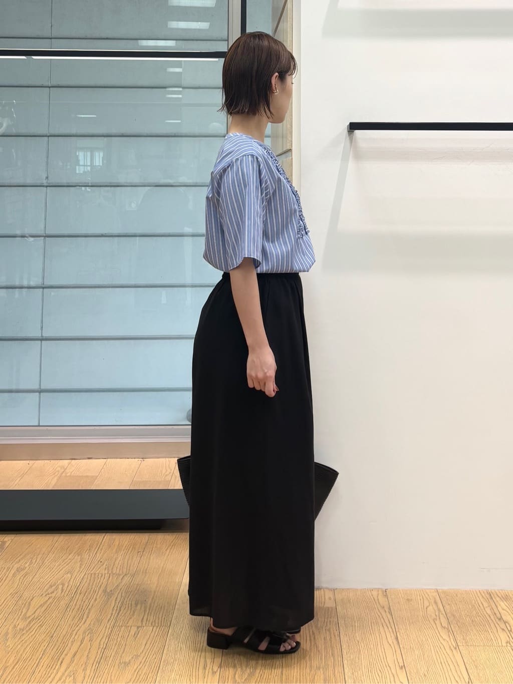 asamiさんの「INDIVI｜【洗える】胸元タックフリルブラウス」を使ったコーディネート
