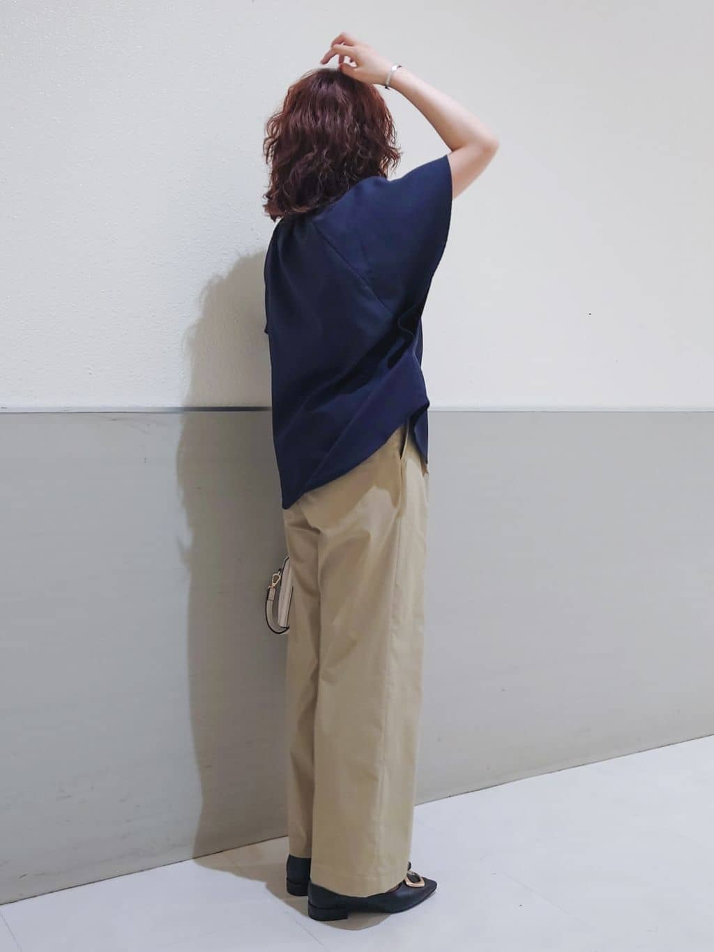 maruさんの「THE SHOP TK｜フレアスリーブブラウス【二の腕カバー/UV/洗濯機OK】」を使ったコーディネート