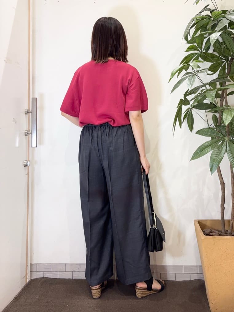 宗形さんの「SHOO･LA･RUE｜【S-LL】二の腕はカバーして魅せる フレアスリーブニット」を使ったコーディネート