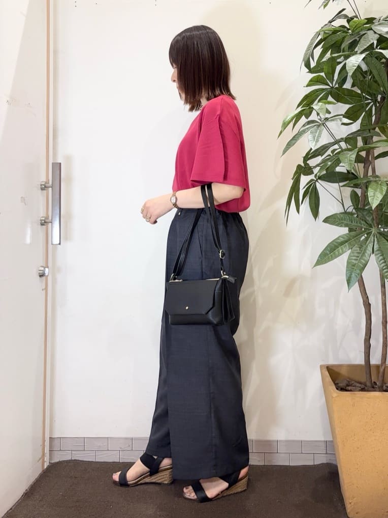 宗形さんの「SHOO･LA･RUE｜【S-LL】二の腕はカバーして魅せる フレアスリーブニット」を使ったコーディネート