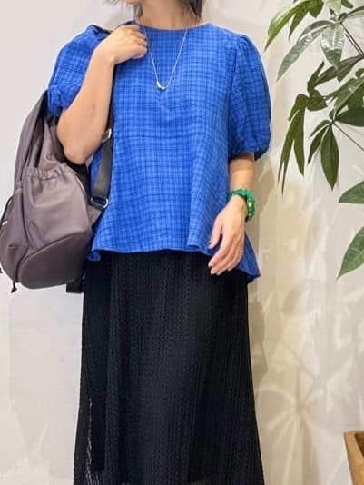 misakiさんの「SHOO･LA･RUE｜【2WAY】裏地を外してレイヤードにも! レース調スカート」を使ったコーディネート