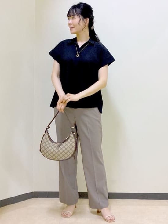  beni_gingerさんの「Reflect｜【二の腕さりげなくカバー】シャツ衿オフボディブラウス」を使ったコーディネート