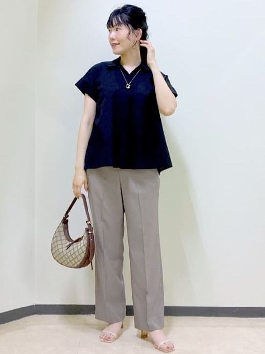  beni_gingerさんの「Reflect｜【二の腕さりげなくカバー】シャツ衿オフボディブラウス」を使ったコーディネート