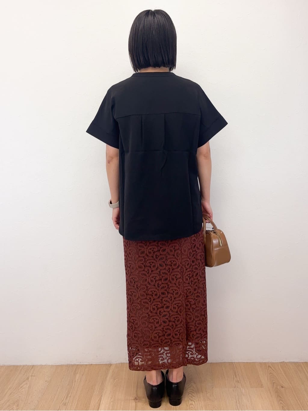 Takeさんの「OPAQUE.CLIP｜《5色展開／SS-LLサイズ》スキッパー金ボタンブラウス／セットアップ対応【防シワ／ストレッチ／洗濯」を使ったコーディネート