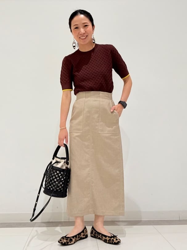MIYAKAWAさんの「DRESSTERIOR｜【6色展開/オンオフ】レース編みハーフスリーブニット」を使ったコーディネート