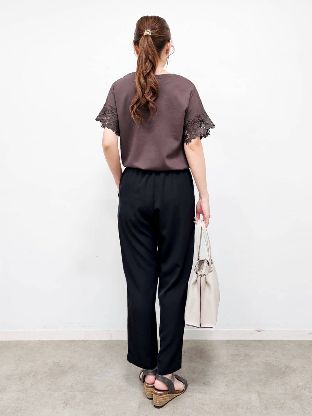 ゆゆさんの「SHOO･LA･RUE｜【S-LL/ひんやり/UV/】大人上品な お袖レースニット」を使ったコーディネート