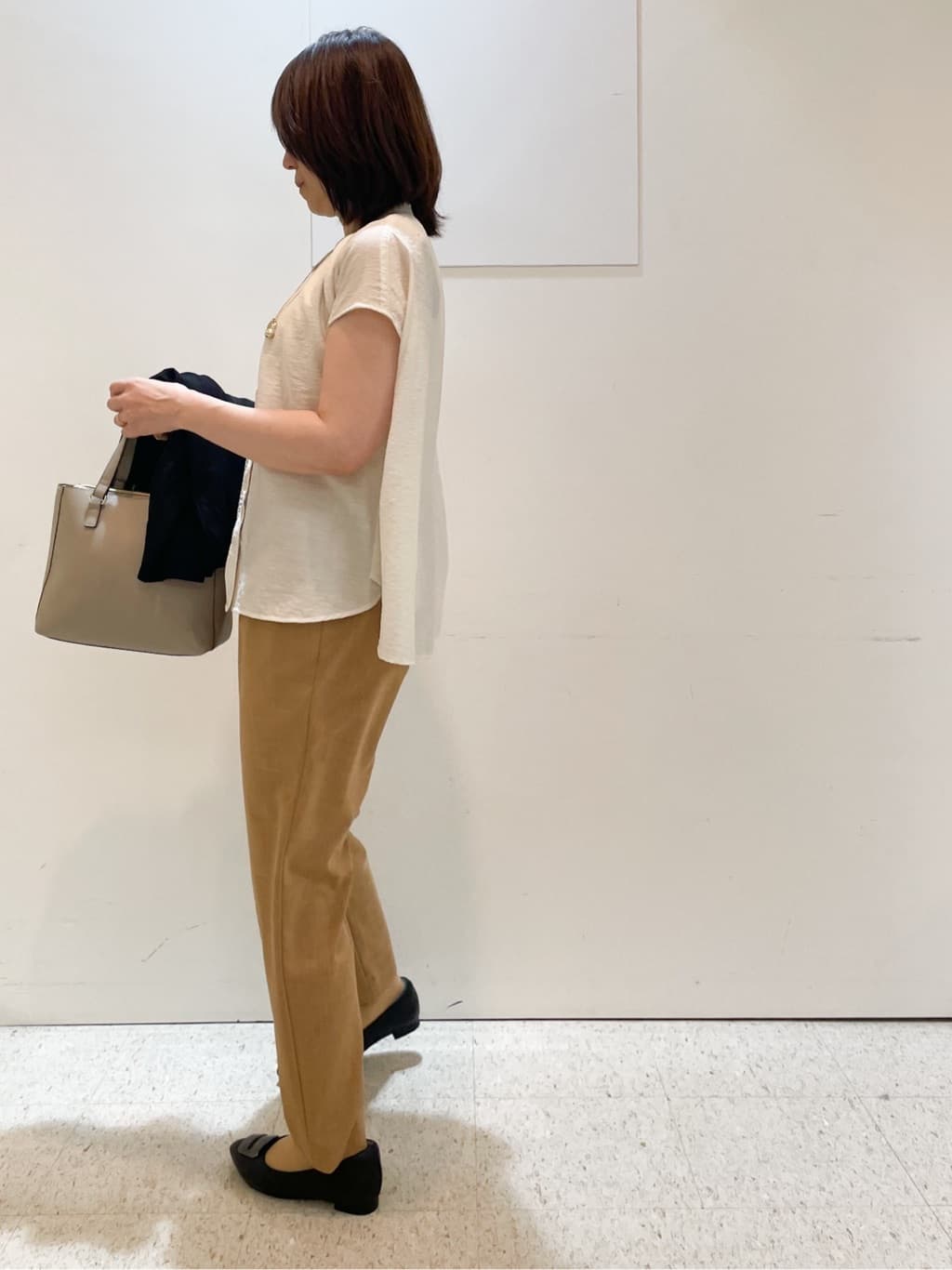 めいさんの「Reflect｜【二の腕さりげなくカバー】バンドカラーブラウス」を使ったコーディネート