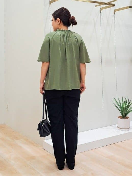 ふるさんの「grove｜キレイも動きやすさも　美脚見えハイパーストレッチパンツ」を使ったコーディネート