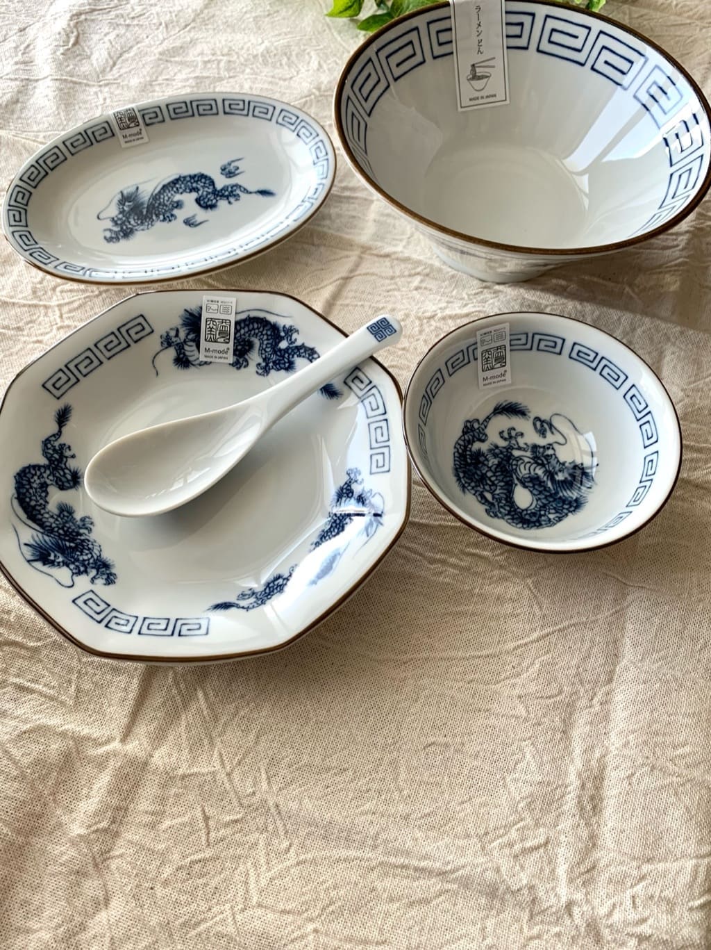mikachoさんの「212 KITCHEN STORE｜レトロ中華 楕円皿 青龍」を使ったコーディネート